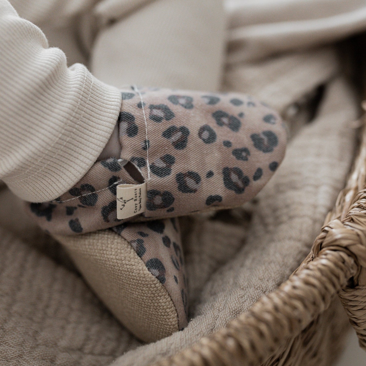 Cosy Roots - Vegan Shoes - Leo